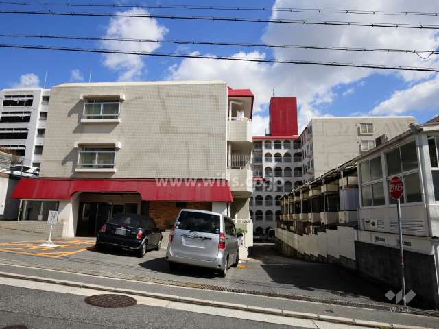 シーアイマンション第３夙川の外観（西側から）