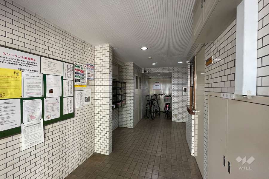 エントランスホール