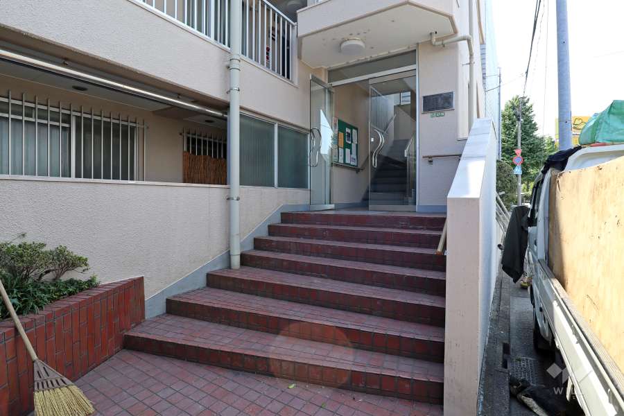 エントランスアプローチ