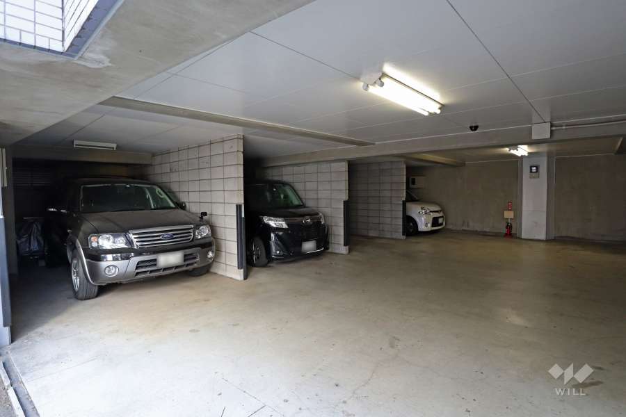 敷地内駐車場（屋内式平面式）