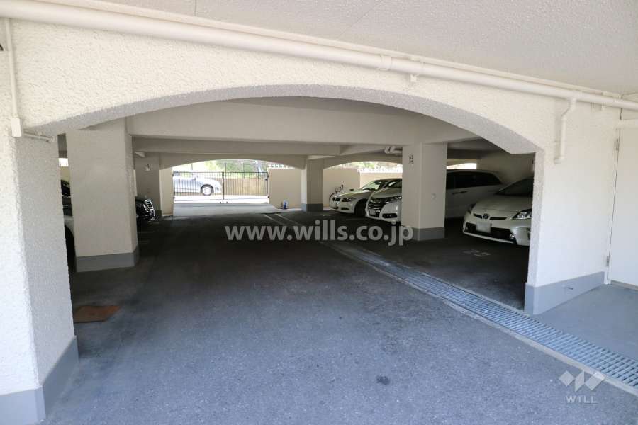 敷地内駐車場(屋内平面式)