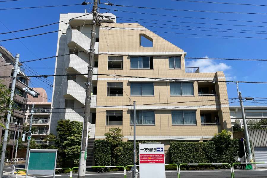 用賀パークハウスの外観（南東側から）　