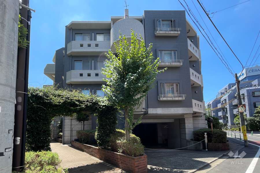 クレッセント用賀の外観（北東側から）