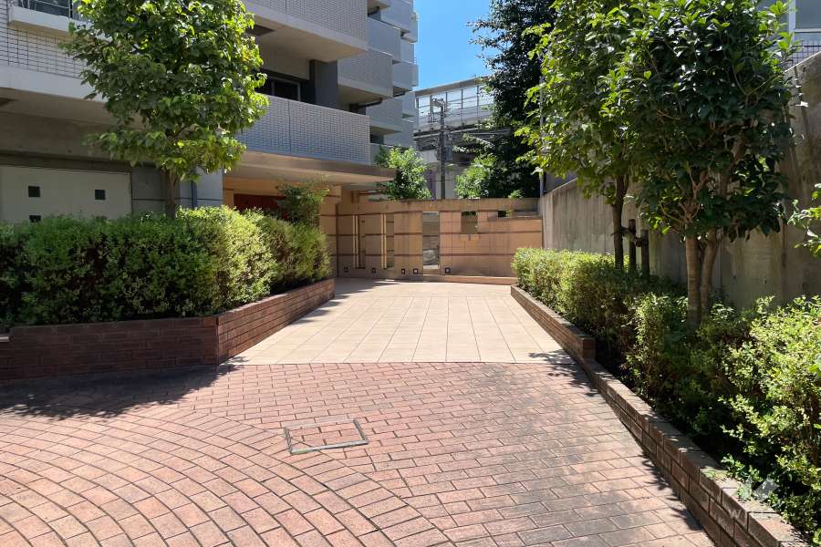 エントランスアプローチ