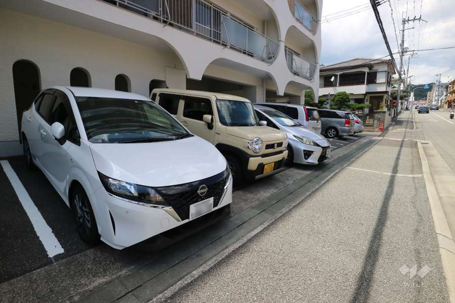敷地内駐車場（屋外平面式）