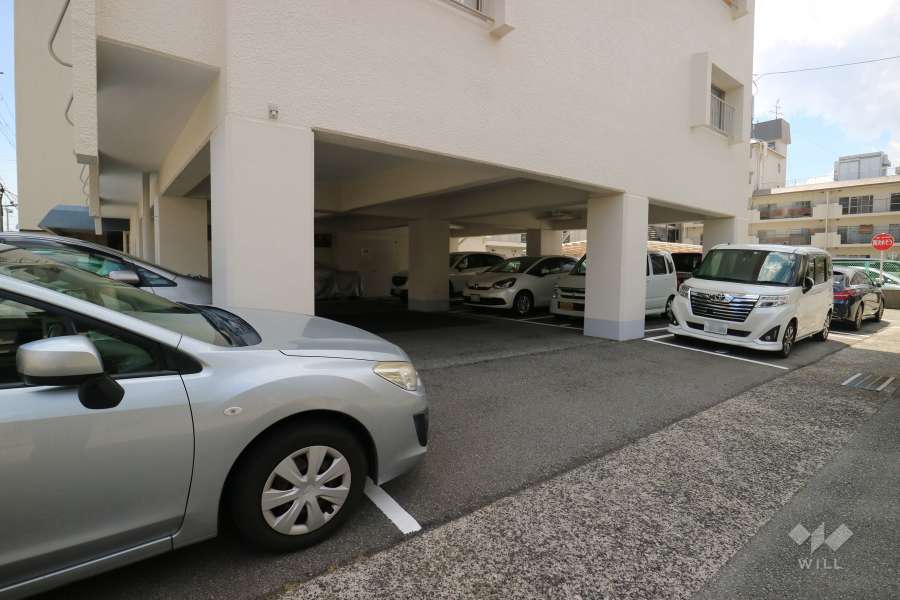 敷地内駐車場（屋内平面式・屋外平面式）