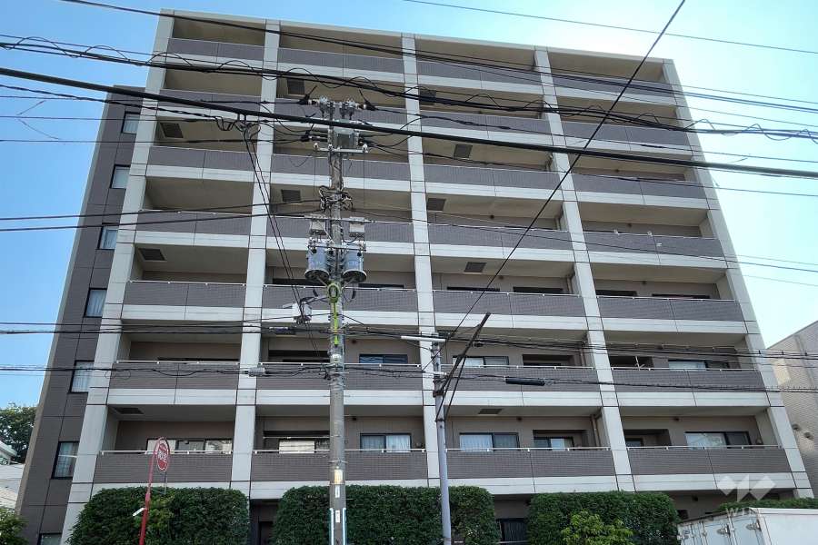 ヒルズ用賀の外観（西側から）