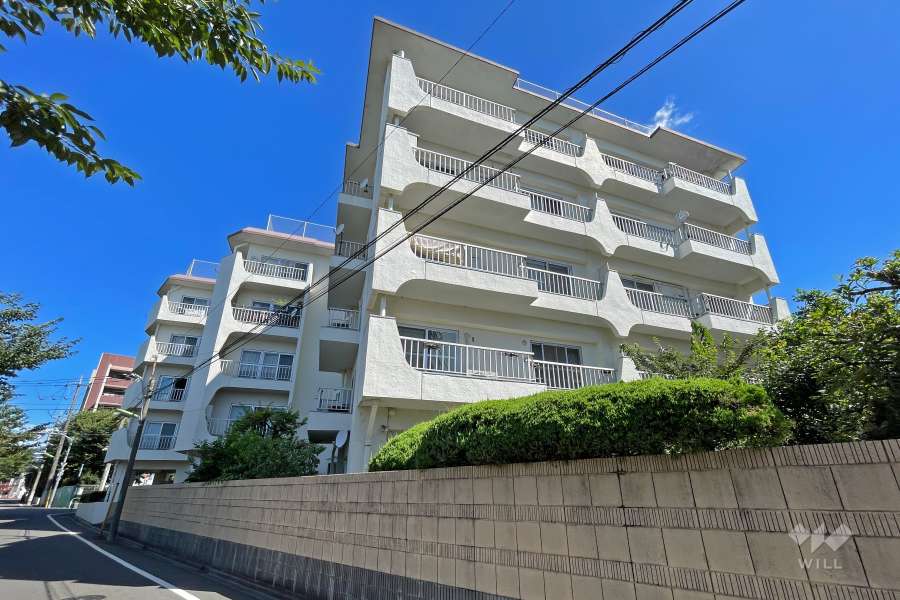 ディックピア用賀の外観（南側から）