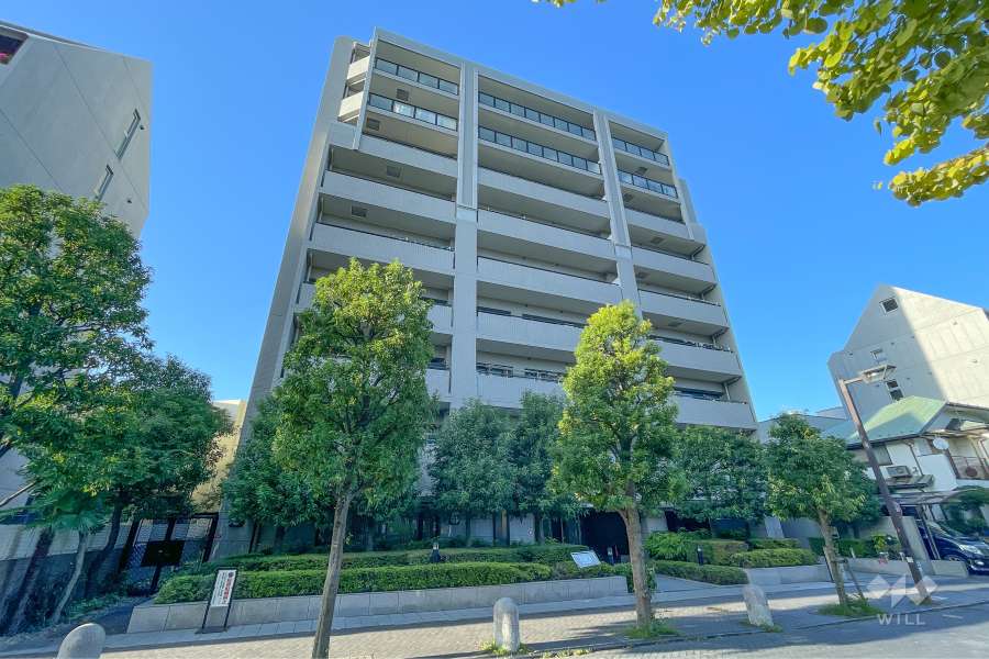 ライオンズステーションプラザ用賀の外観（南西側から）