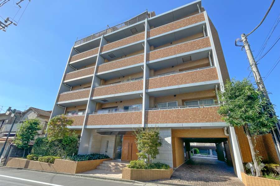 グレースヒルズ用賀台の外観（南東側から）