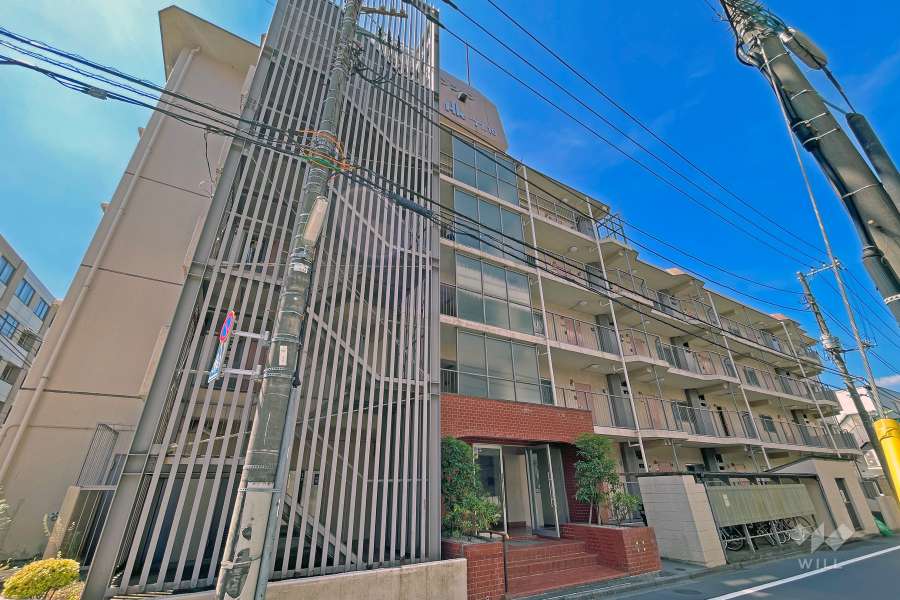 用賀マンションの外観（北東側から）