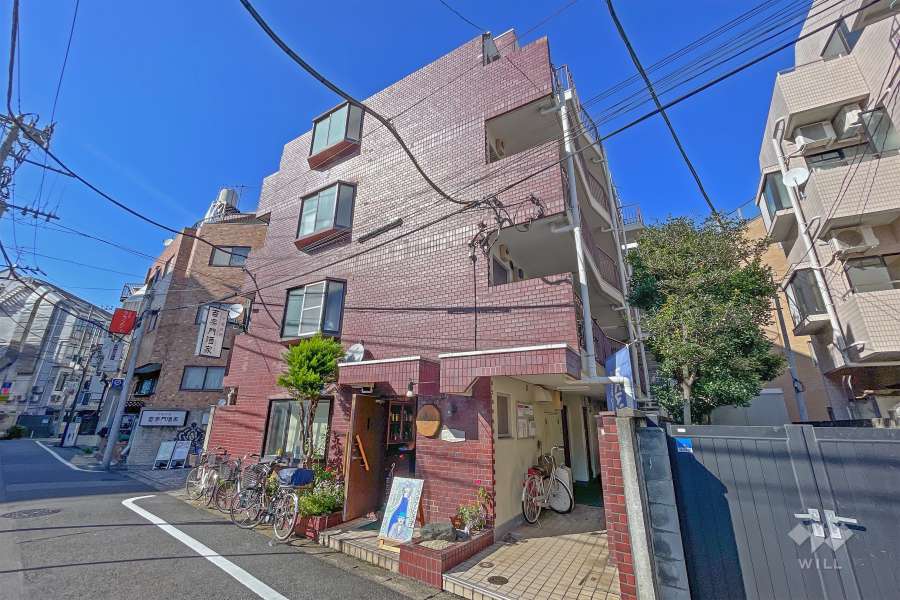 メゾン・ド・リベルテの外観（南東側から）