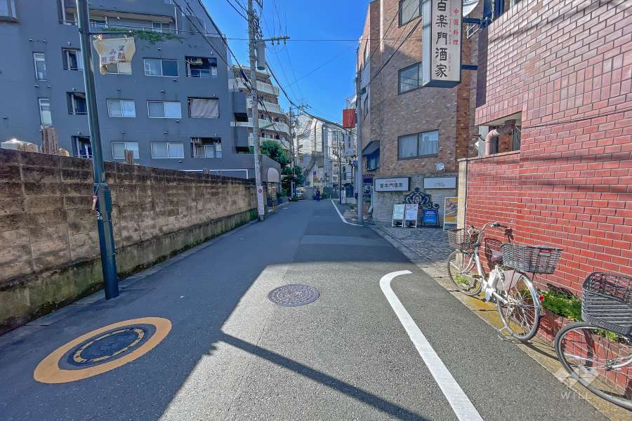 敷地南西側前面道路