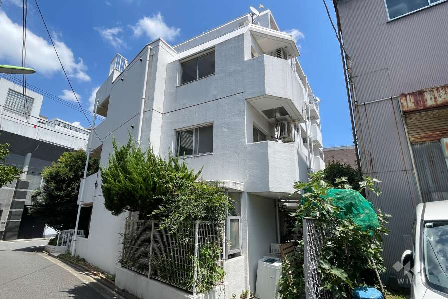 トップ桜新町第２の外観（南西側から）