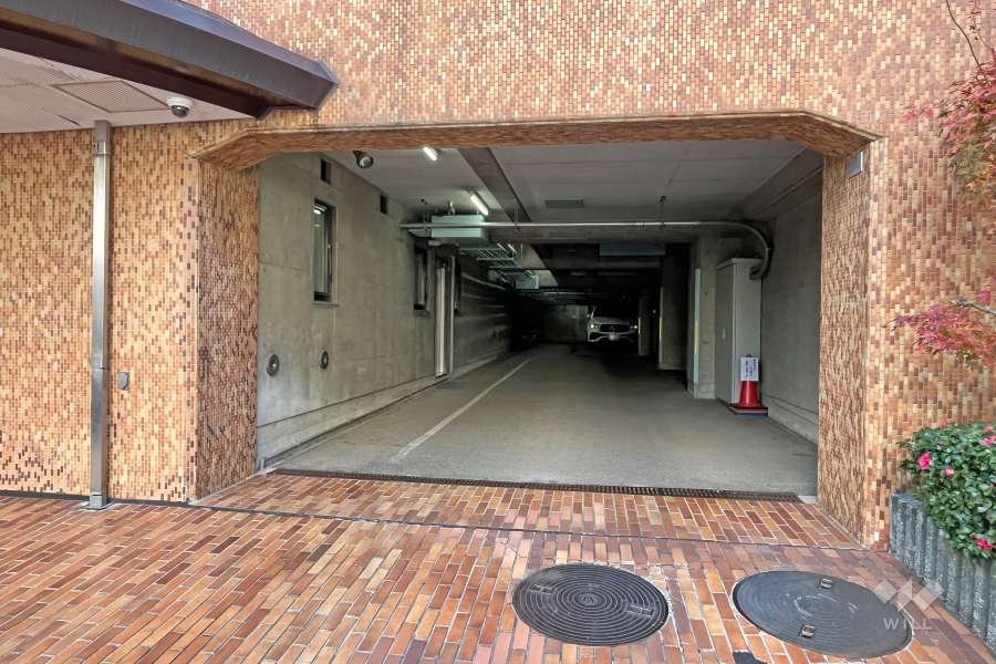 駐車場の出入り口