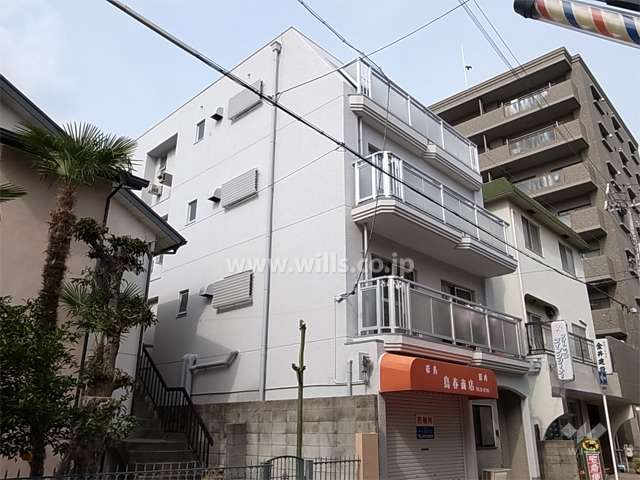 末広マンションの外観（南東側から）