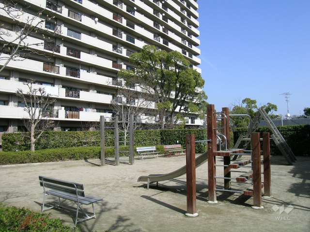 3番館と1番館の間にある公園