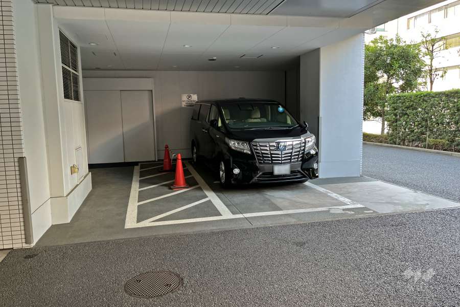 敷地内駐車場（屋内平面式）