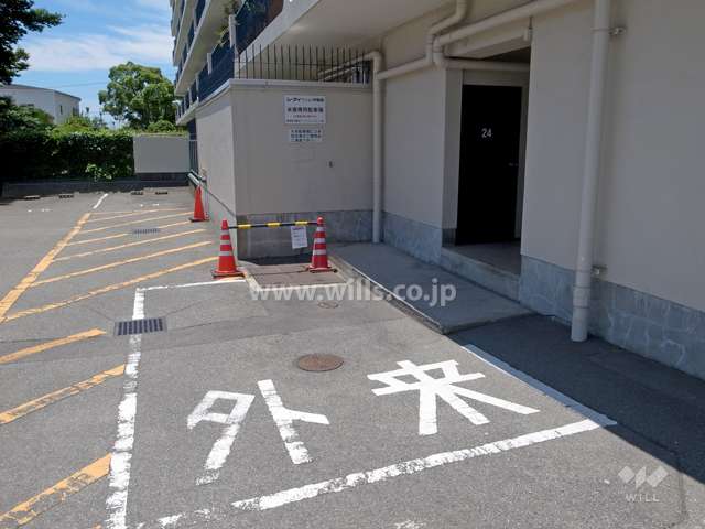 来客用駐車場