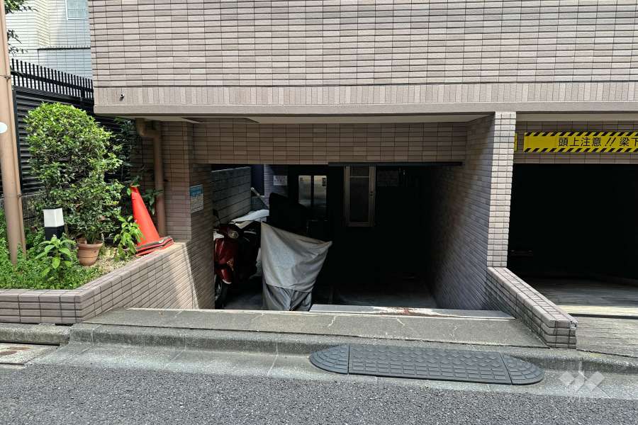バイク置き場