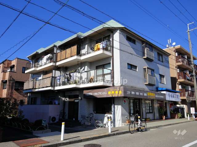ドムール甲東園1の外観（南東側から）