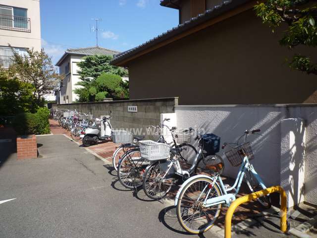 駐輪場