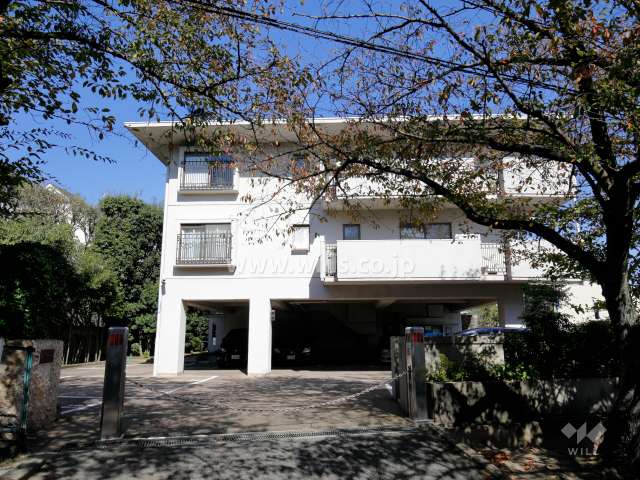 藤和ライブタウン夙川台の外観（南西側から）