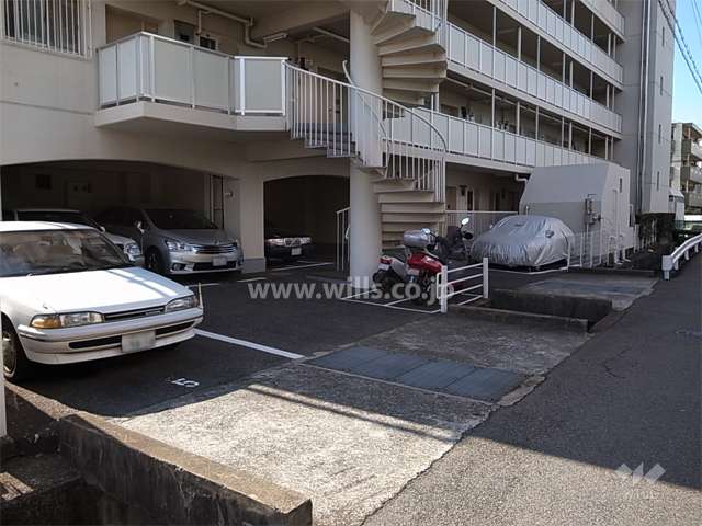 敷地内駐車場