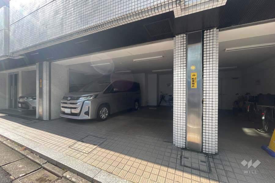 敷地内駐車場（屋内平面式）