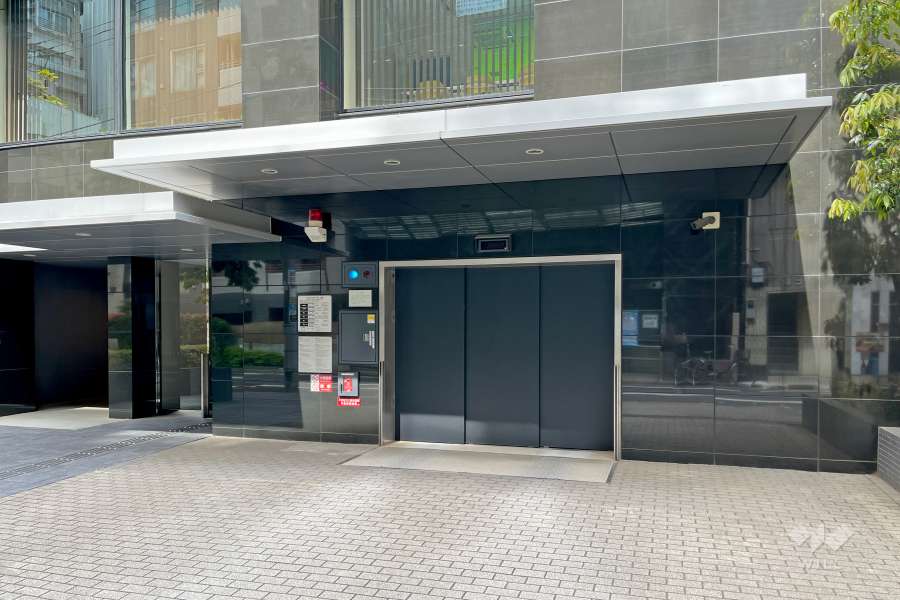 駐車場の出入り口