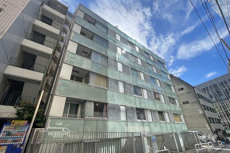 ビュロー平河町の外観（北西側から）