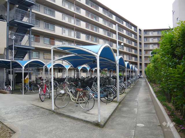 屋根付きの駐輪場