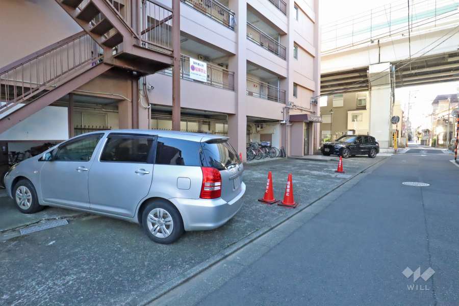 敷地内駐車場（屋外平面式）
