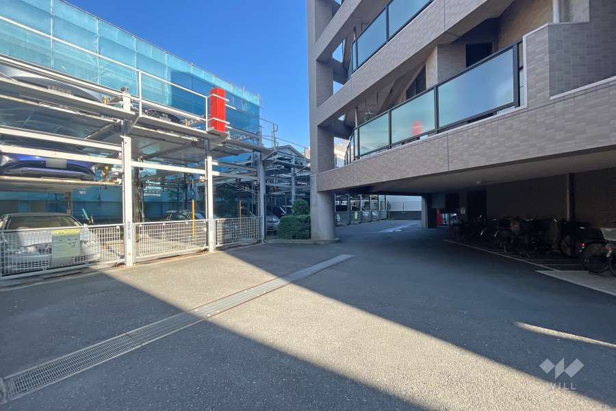 敷地内駐車場（屋外機械式）