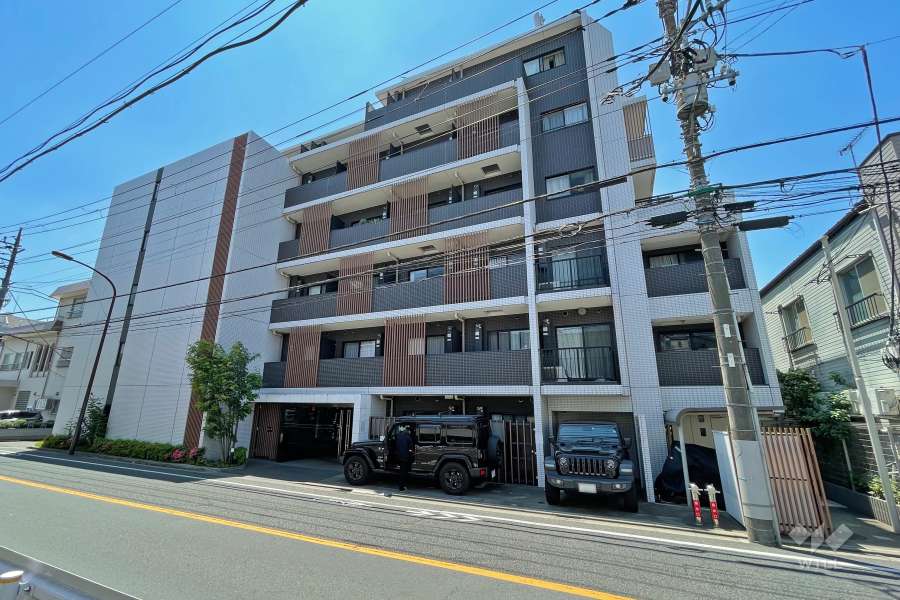 アクサス鵜の木アジールコートの外観（北側から）