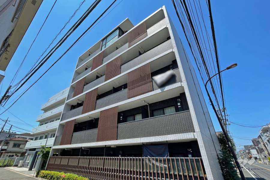 アクサス鵜の木アジールコートの外観（南東側から）