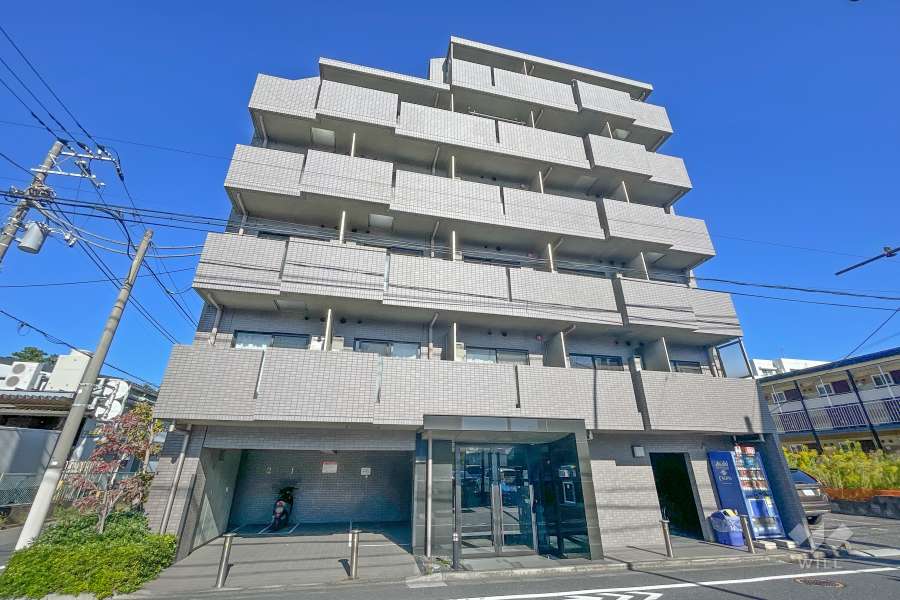 ルーブル鵜の木参番館の外観（西側から）