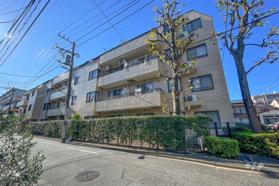 東急ドエルアルス鵜の木の外観（北東側から）