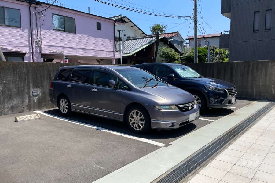 敷地内駐車場（屋外平面式）