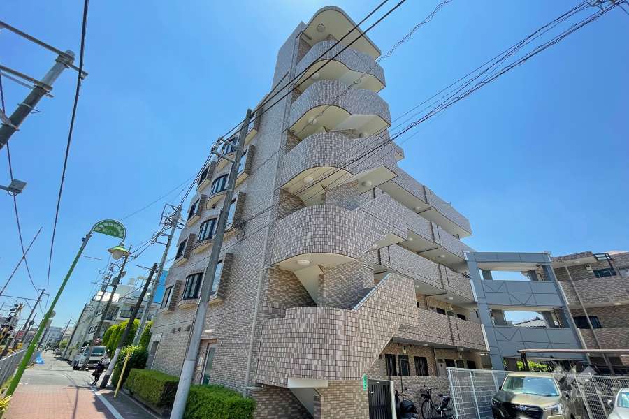 ラビ鵜の木ステージの外観（北側から）