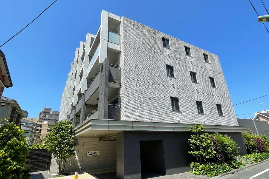 アデニウム鵜の木ザレジデンスの外観（南東側から）