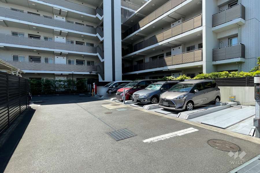 敷地内駐車場（屋外機械式）