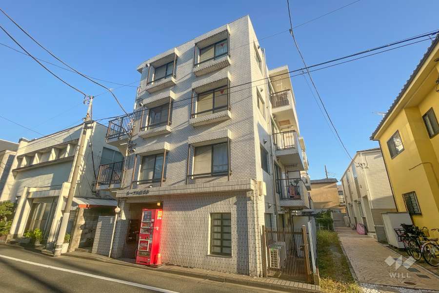 ルーブル鵜の木の外観（北西側から）