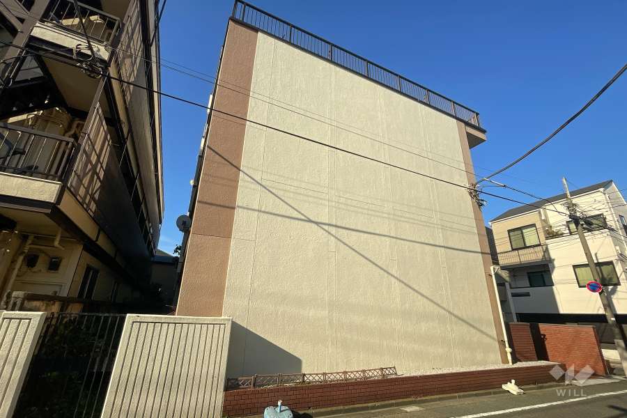芙蓉マンションの外観（南東側から）