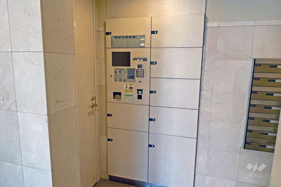 宅配ボックスと共用ポスト