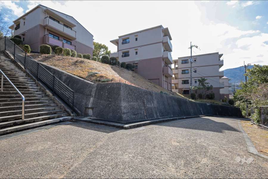 ソラーナ西宮名塩の外観（北西側から）