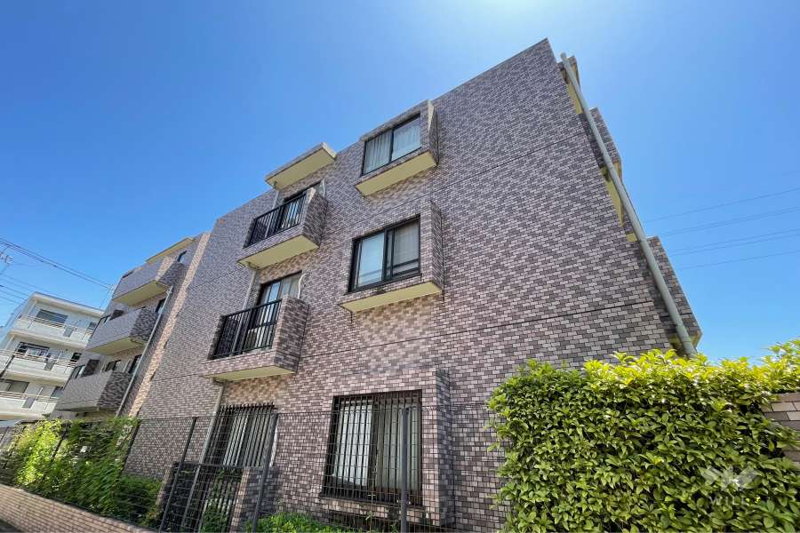 クレッセント下丸子２の外観（西側から）