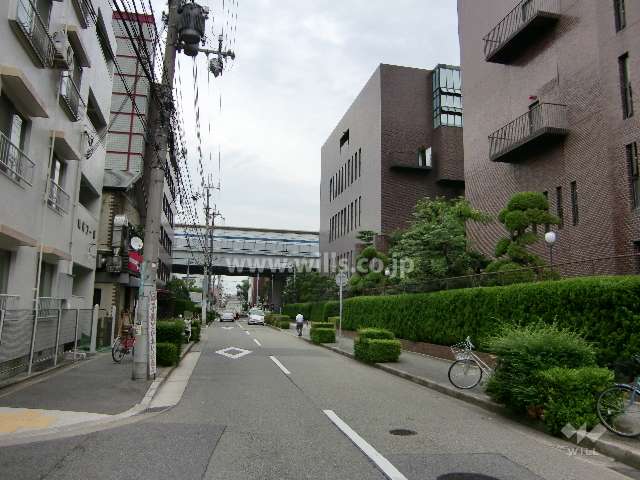 マンション東側の街並み