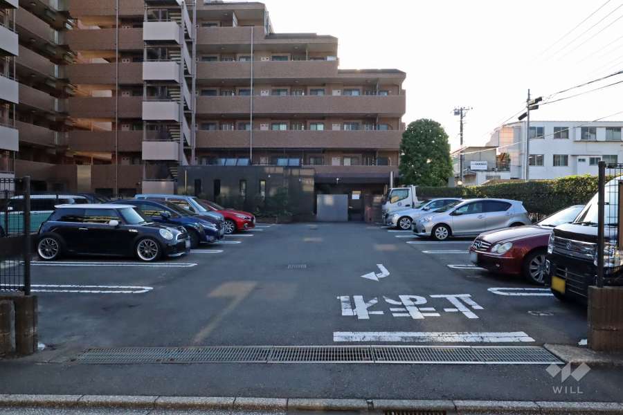 敷地内駐車場（屋外平面式）