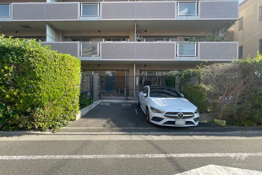 敷地内駐車場（屋外平面式）